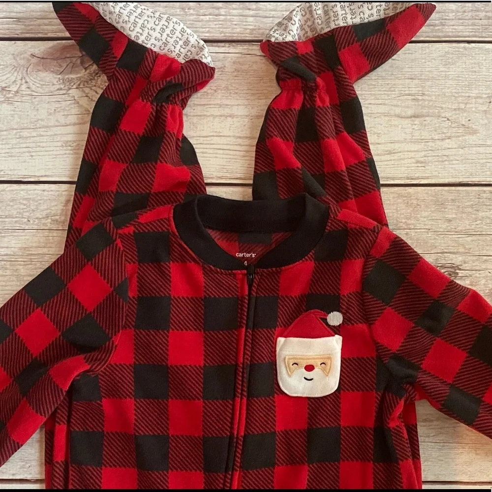 📌🆕 Carter’s • 🎅🏻 Santa 🎅🏻 • Fleece • Pajamas